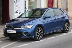 VOLKSWAGEN Polo 1.0 TSI 110 R-LINE DSG BVA ( Garantie Volkswagen, Carplay, Radar Av et Arr ... )