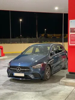 Mercedes-Benz B 200 B 200d