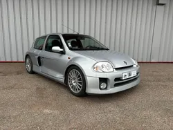 Renault clio V6 phase 1 - 10719km numéro 1077