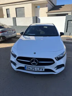 Mercedes-Benz A 180 A 180d 8G-DCT