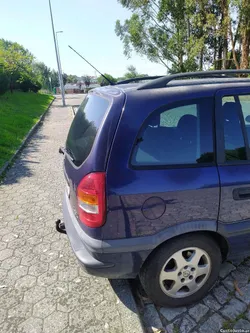 Opel Zafira T98