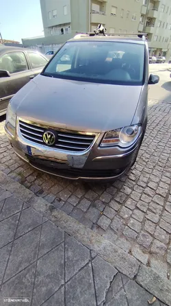 VW Touran 1.9 TDi Highline 7L