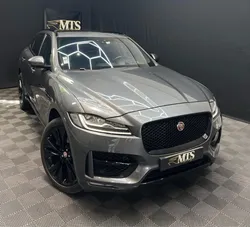 Jaguar F-Pace R-Sport 3.0 v6 300 ch AWD – Full Options – Entretien Complet – Meridian – Toit Pano Ouvrant – HUD