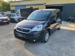 Peugeot partner hdi 100 etg6 ( automatique) 3 places