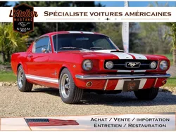 Ford mustang fastback 289 ci v8 1965 rouge bandes blanches