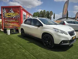 Peugeot 2008 1.2 PureTech Allure