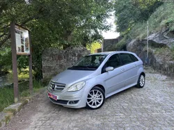 Mercedes-Benz B 200 CDI AVANTGARDE