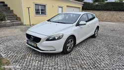 Volvo V40 D2