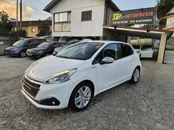 Peugeot 208 1.2 PURE TECH STYLE
