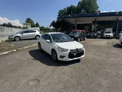 CITROEN DS4 e-HDi 115 So Chic