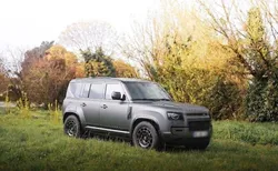 Land Rover Defender Octa français Carbone kit VU 2 places