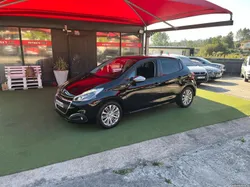 Peugeot 208 1.2 | Full Extras