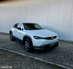 Mazda MX-30 e-SKYACTIV EXCLUSIVE-LINE