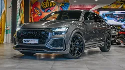 Audi RSQ8 4.0 V8 BI TFSI 600 CH BLACK RS DESIGN CARBONE MATRIX BEAM FREINS CERAMIQUE ACC CAMERA ATTELAGE ELECT CUIR NAPPA JANTES AUDI SPORT 23P