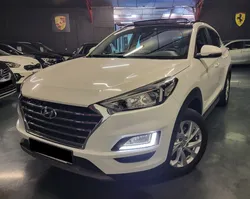 HYUNDAI Tucson III Phase 2 1.6 CRDi 16v 2WD S&S 115cv Creative (GPS - Caméra - Carplay - Toit Ouvrant - Toit Pano)