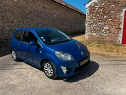 Renault Twingo 1.5 dCi 65ch Authentique -- 246 900 Km -- Véhicule très propre et entretenue -- Idéal jeune conducteur -- Economique -- Garantie 12 Mois