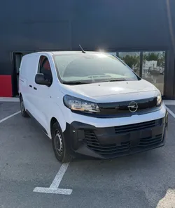 Opel vivaro 2024 22322 kms 14583ht