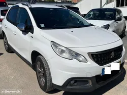 Peugeot 2008 1.2 PureTech Style