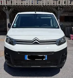 4x4 DANGEL Citroën BERLINGO HDI 130CV 1000KG - 1ER MAIN - TVA RECUPERABLE - 3 PLACES – ATTELAGE