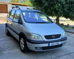 Opel Zafira 2.0 DTI 7 lugares