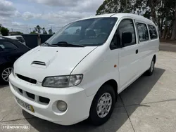 Hyundai H-1 Starex