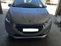 Peugeot 208 1.6 VTi