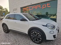 Fiat 600 HYBRID 125 Anos Edition