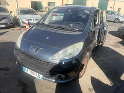 Peugeot 1007 essence