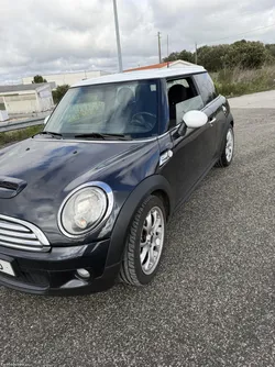MINI Cooper Cooper D