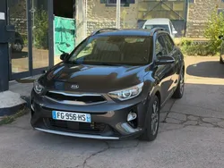 Kia stonic 1.6 crdi 116 ch (garantie )