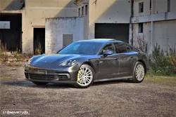 Porsche Panamera 4 E-Hybrid