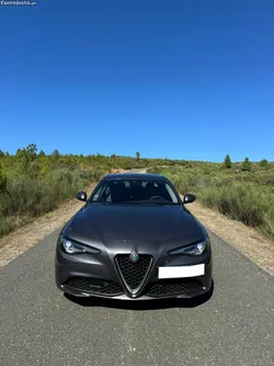 Alfa Romeo Giulia 2.2D 180cv Super AT8 Nacional