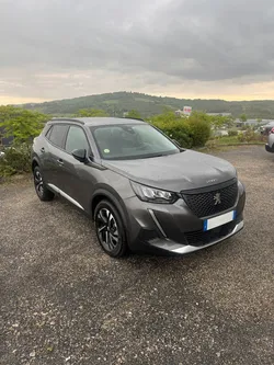 Peugeot 2008 BlueHDI 130 EAT8 ALLURE