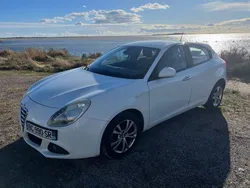 Alfa Romeo Giulietta, Embrayage neuf, Clim, CT OK, REPRISE POSSIBLE