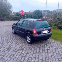 Renault Clio 1.2 16 v exclusive