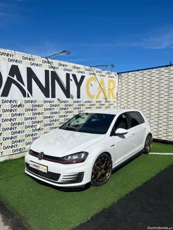 VW Golf 2.0 GTi DSG