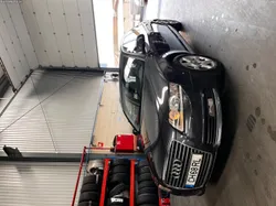 Audi A6 .