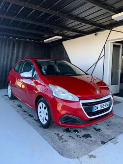 Peugeot 208 1.0 vti 68CV rien à prévoir distribution pour la vente