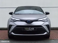 Toyota C-HR 1.8 Hybrid Square Collection