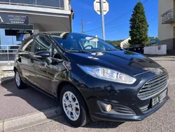 Ford fiesta 1,5 tdci 95 ch titanium / 1ere main /chaine / radars / bluetooth / clim