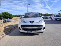 Peugeot 107 Black & Silver