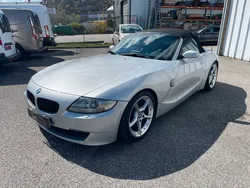 BMW Z4 Roadster 3.0 SI Confort / Boite méca / JA 18" / Radar / Xénon / Régulateur / GPS / Cuir chauffant / Excellent état