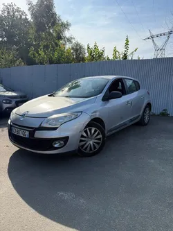 Renault Mégane tce 115 Clim sort de révision