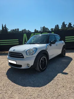 Mini countryman 2 (r60) cooper d 2.0 112 ch bva /toit ouvrant/chaine distri faite/climatisation°