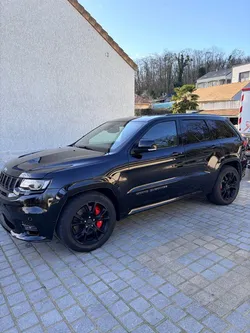 Jeep grand cherokee srt