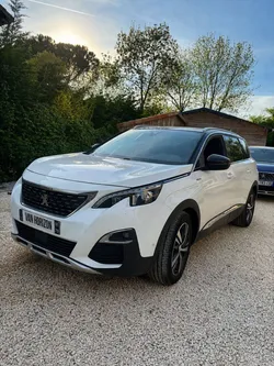 Peugeot 5008 1.5 blue HDI - GT Line - Boite automatique - 7 places - GARANTIE 12 mois