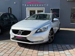 VOLVO V40 CROSS COUNTRY D2 120 Momentum
