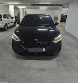 Ford Focus ST line