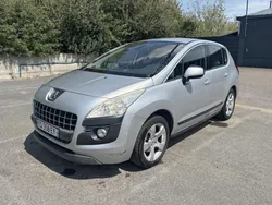 Peugeot 3008 2.0 HDi 16V 150ch FAP Premium