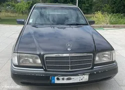 Mercedes-Benz 250 TD